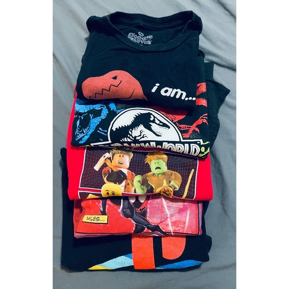 Multiple Other - Bundle of 5 Tees Boys Girls Unisex SZ XL PlayStation Dinosaurs Roblox Siderman